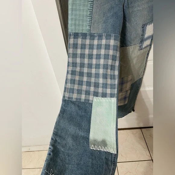 FREE PEOPLE STEINBECK PATCHED STRAIGHT LEG JEANS Size 27 - Picture 7 of 16